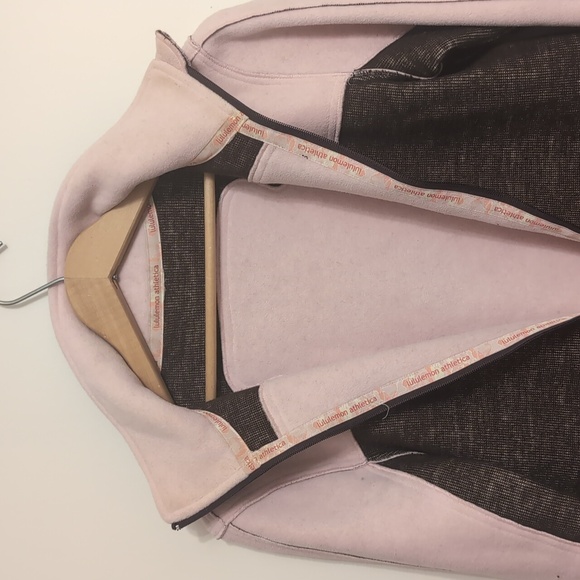 Lululemon zip up jacket - Picture 9 of 9